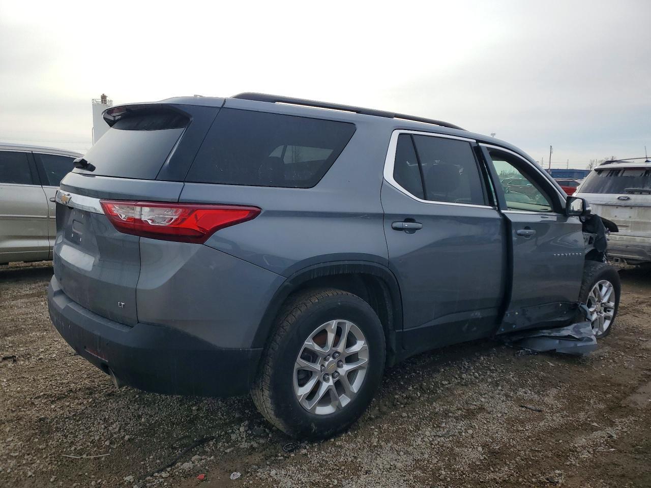 2021 Chevrolet Traverse lt