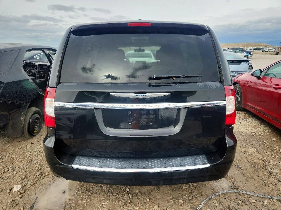 2016 Chrysler Town & Country Touring