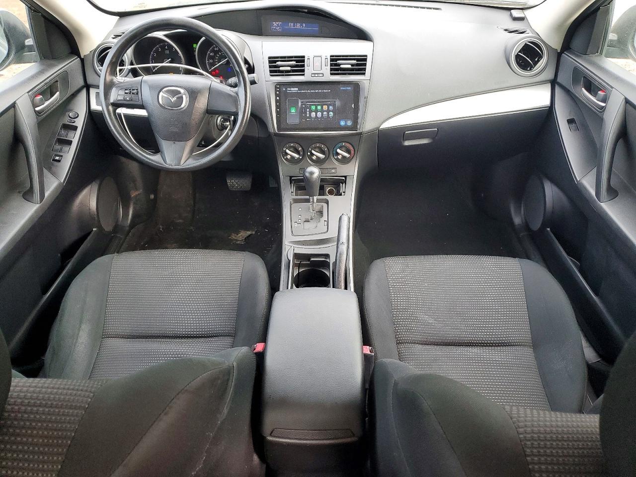 2013 Mazda 3 I