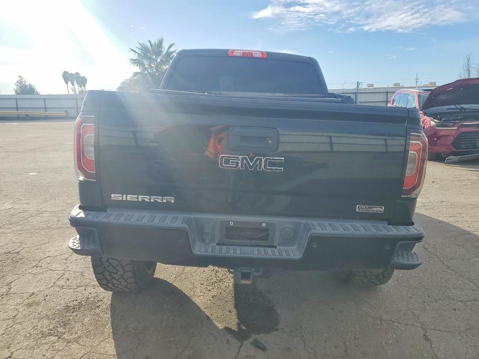 2017 GMC Sierra K1500 SLT