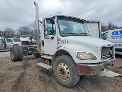 Salvage trucks for sale at Hueytown, AL auction: 2005 Freightliner M2 106 Medium Duty