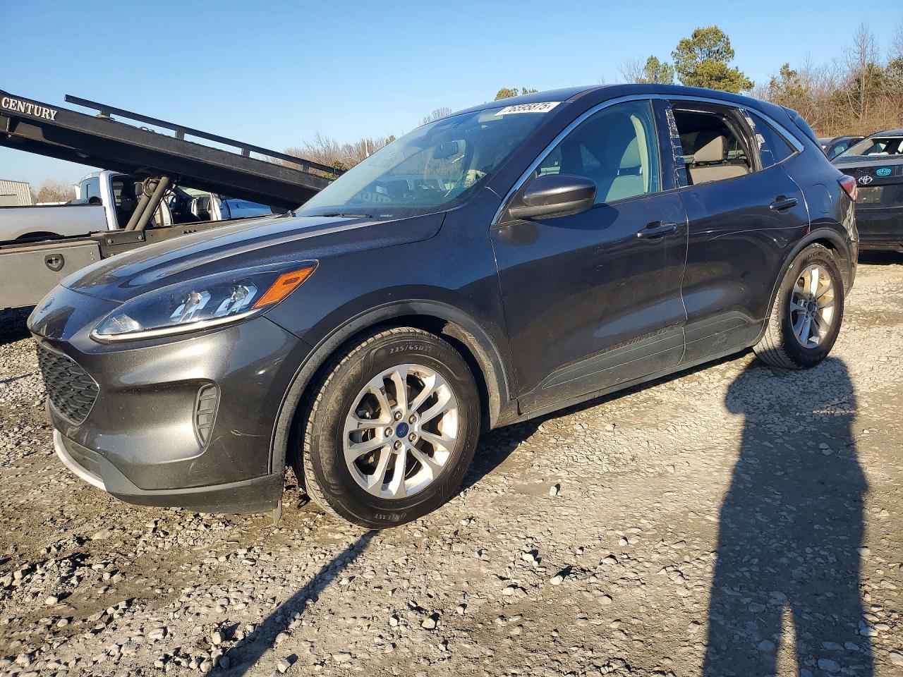 2020 Ford Escape se