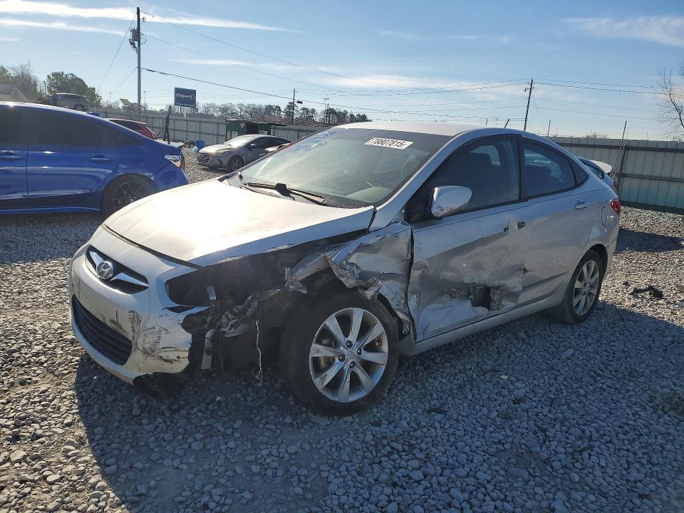 2013 Hyundai Accent gls