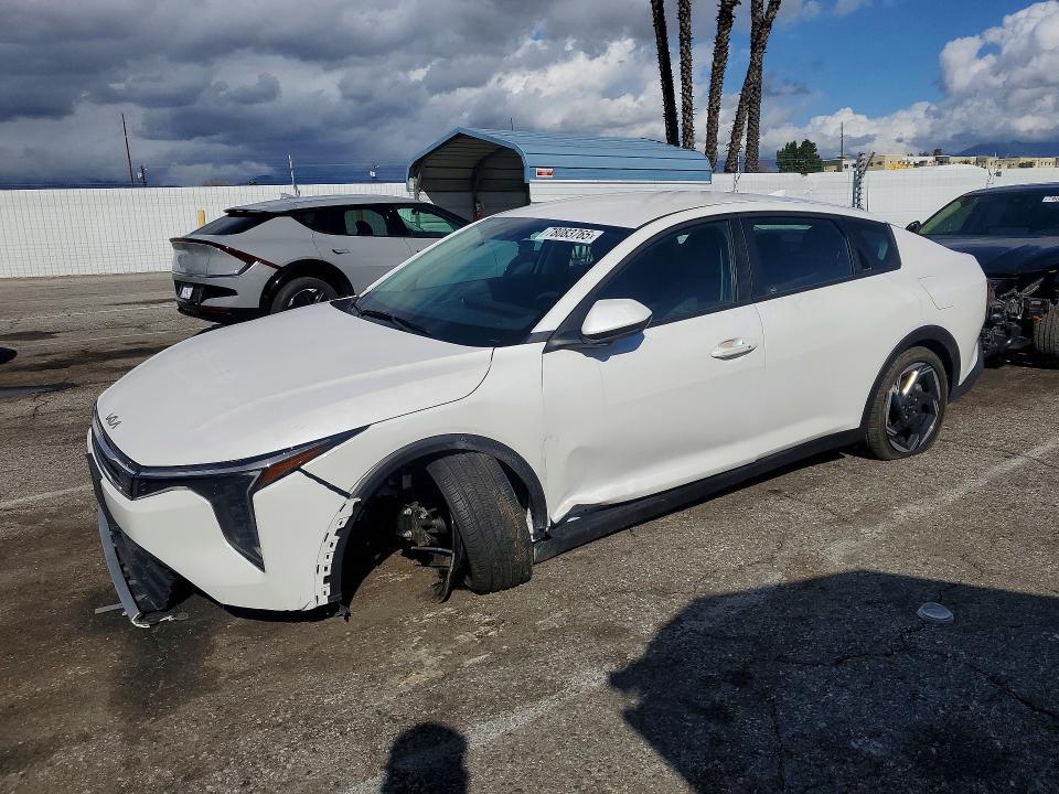 2025 KIA K4 ex