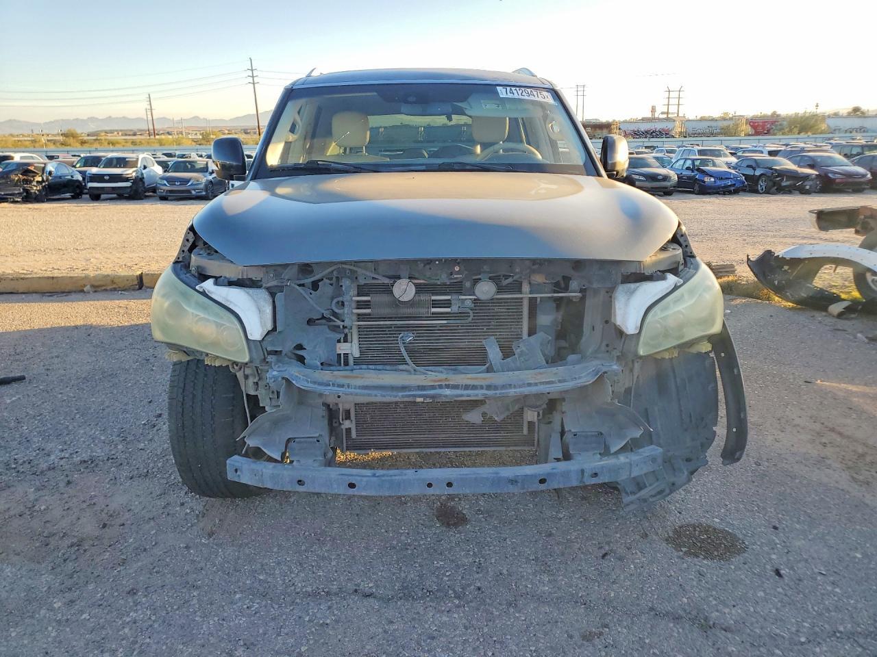 2013 Infinity Qx56