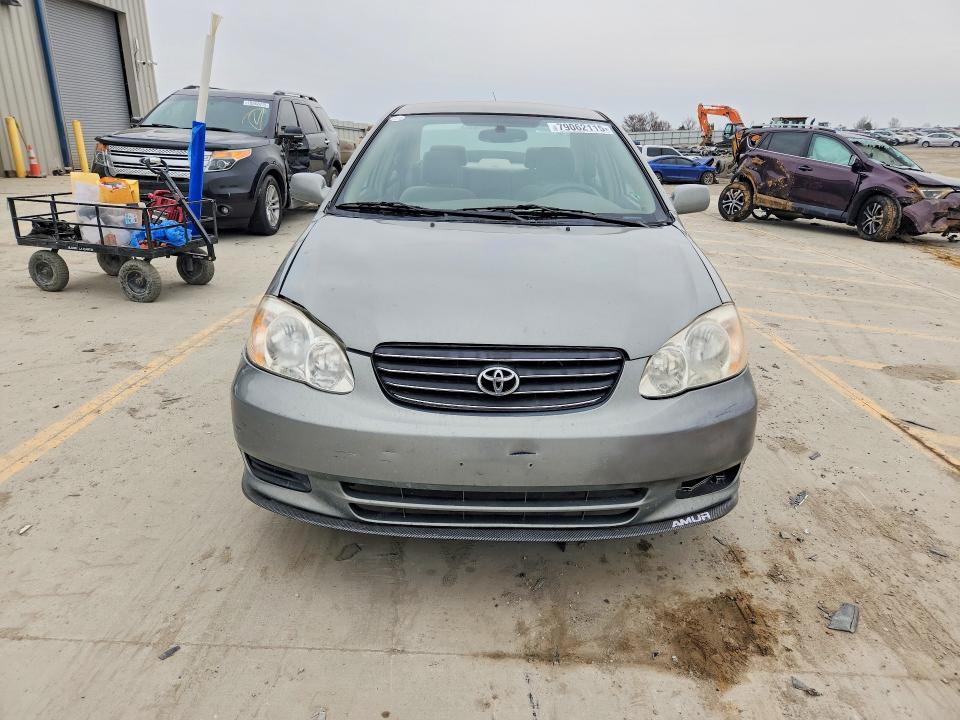 2004 Toyota Corolla le