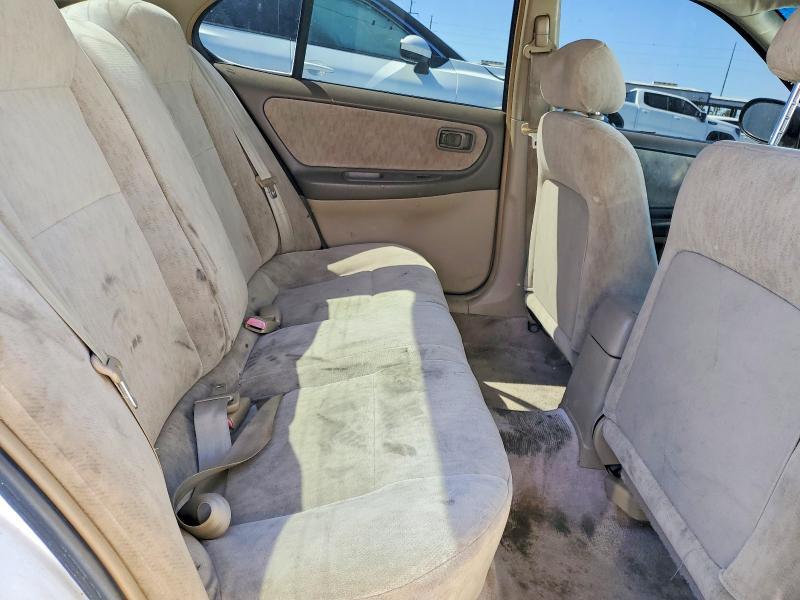 1998 Nissan Altima xe