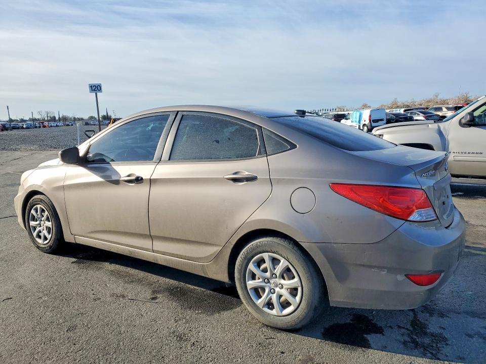 2013 Hyundai Accent gls