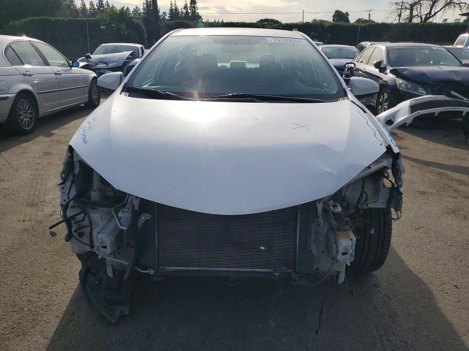 2014 Toyota Corolla le Plus