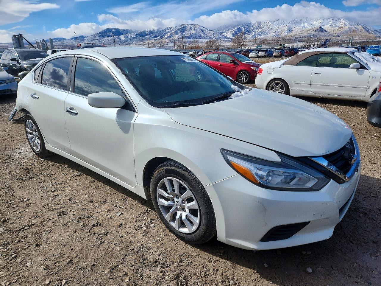 2016 Niss Altima 2.5 s