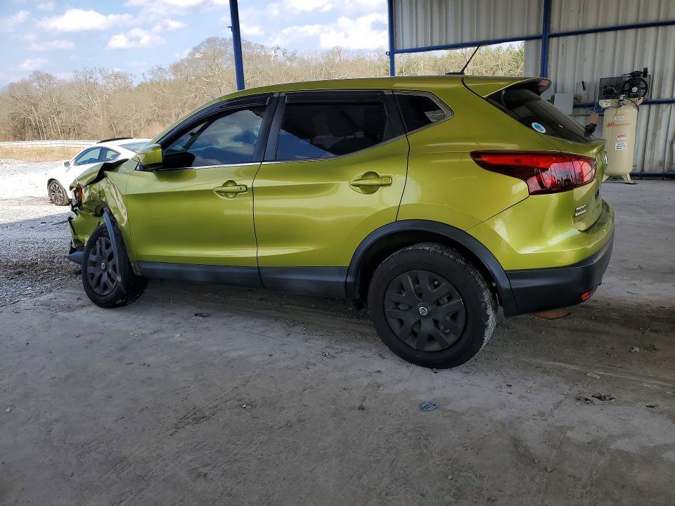 2017 Nissan Rogue Sport s