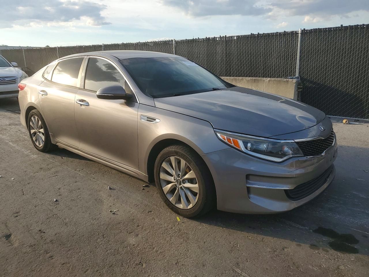2017 KIA Optima lx