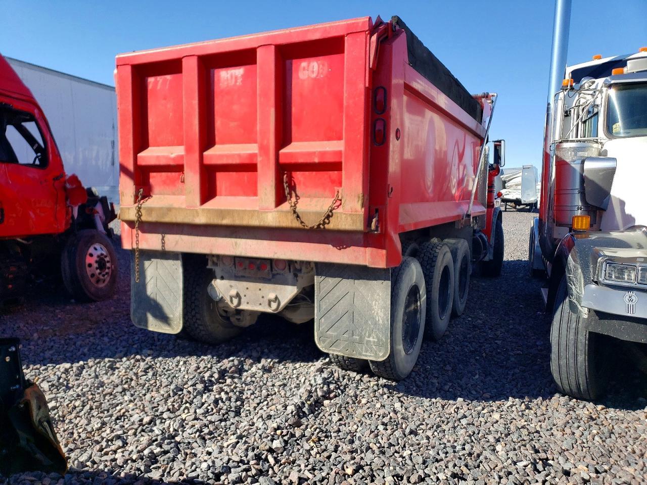 1998 Mack RB688S Dump Truck