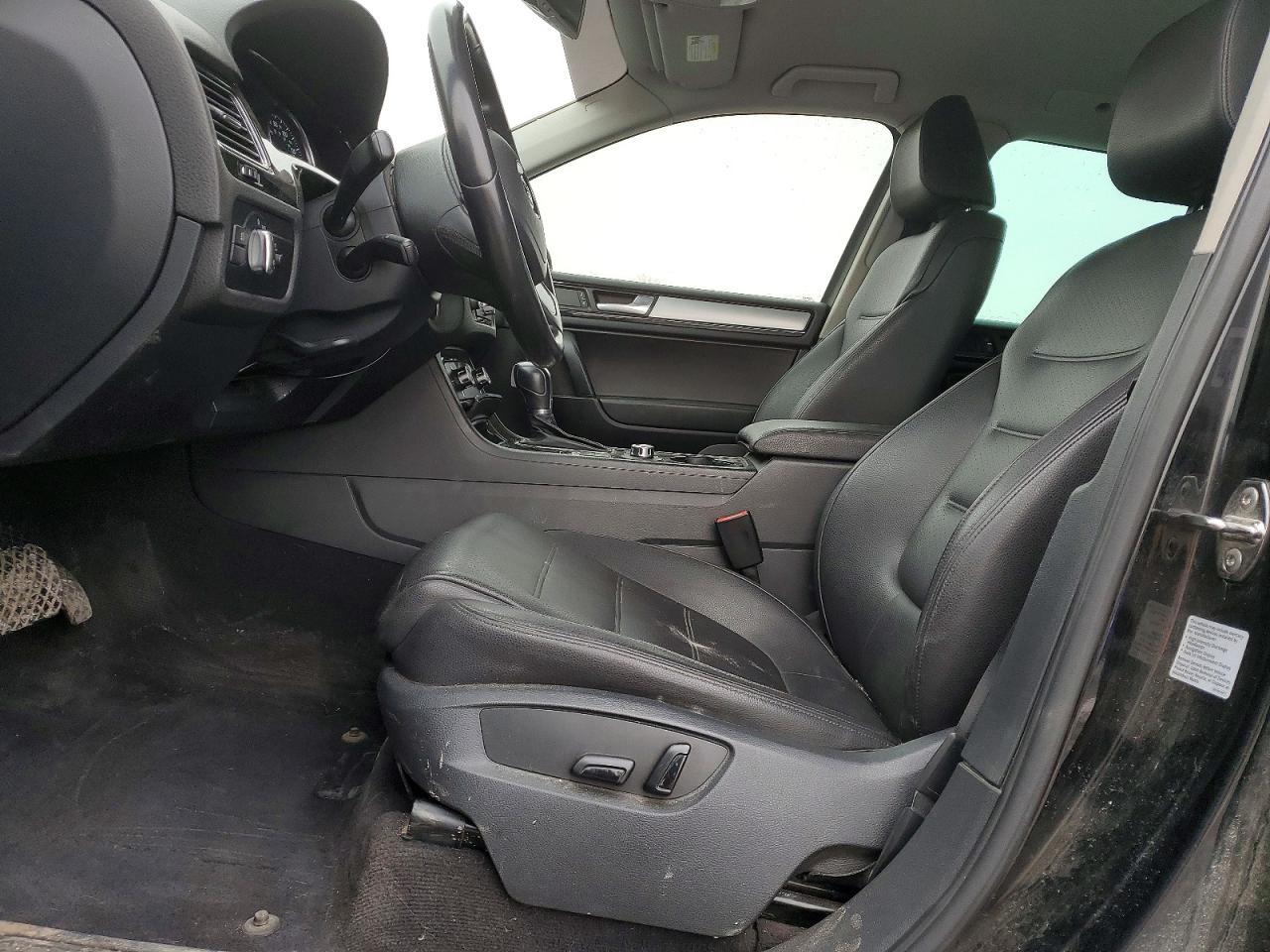 2012 Volkswagen Touareg V6