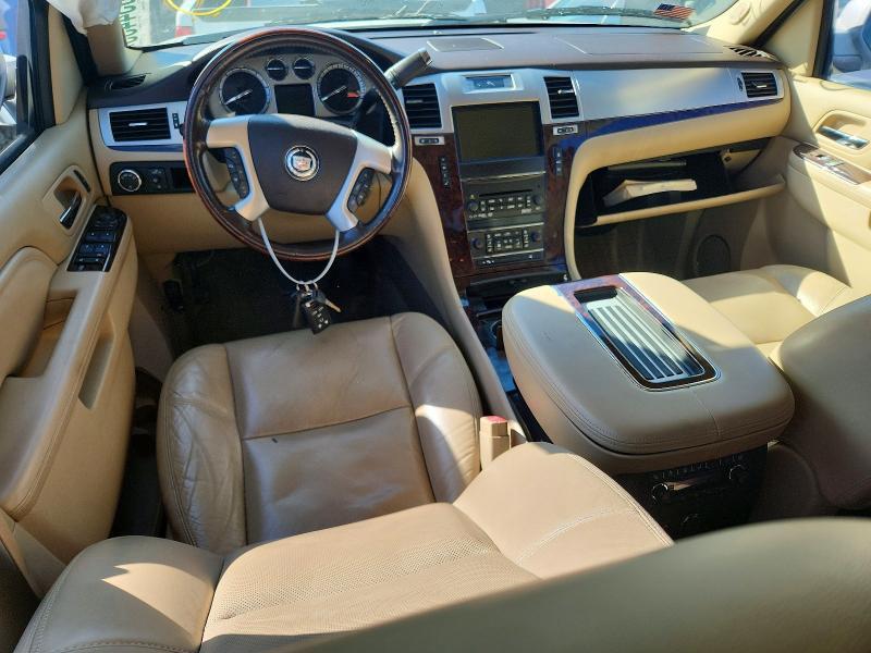 2011 Cadillac Escalade Premium