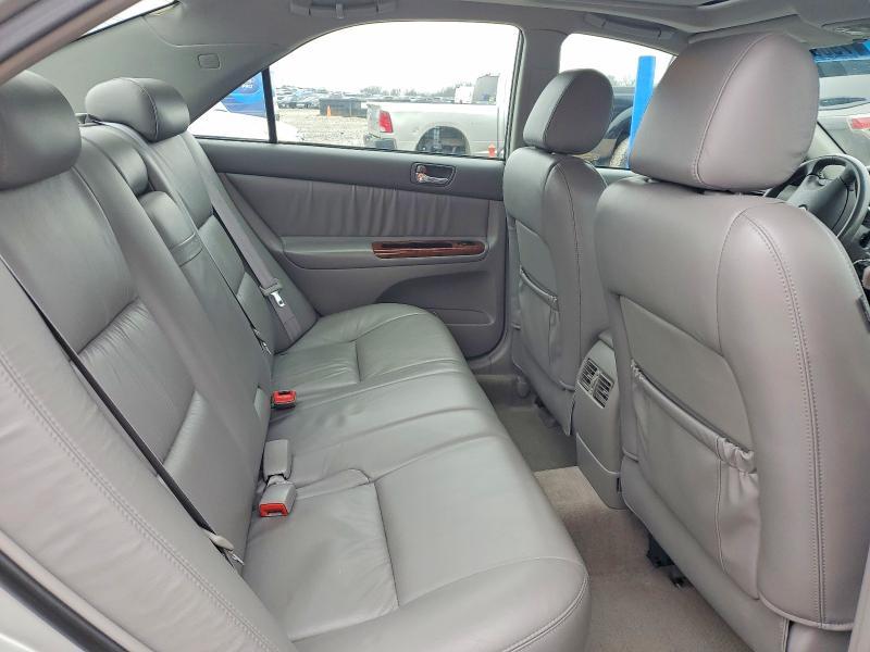 2004 Toyota Camry xle V6