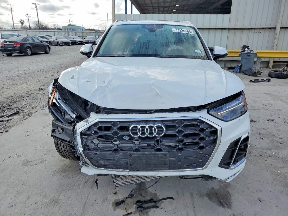 2025 Audi Q5 Premium 45