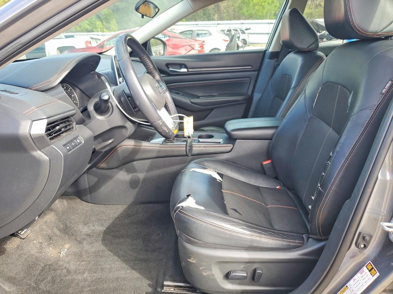 2019 Nissan Altima sr