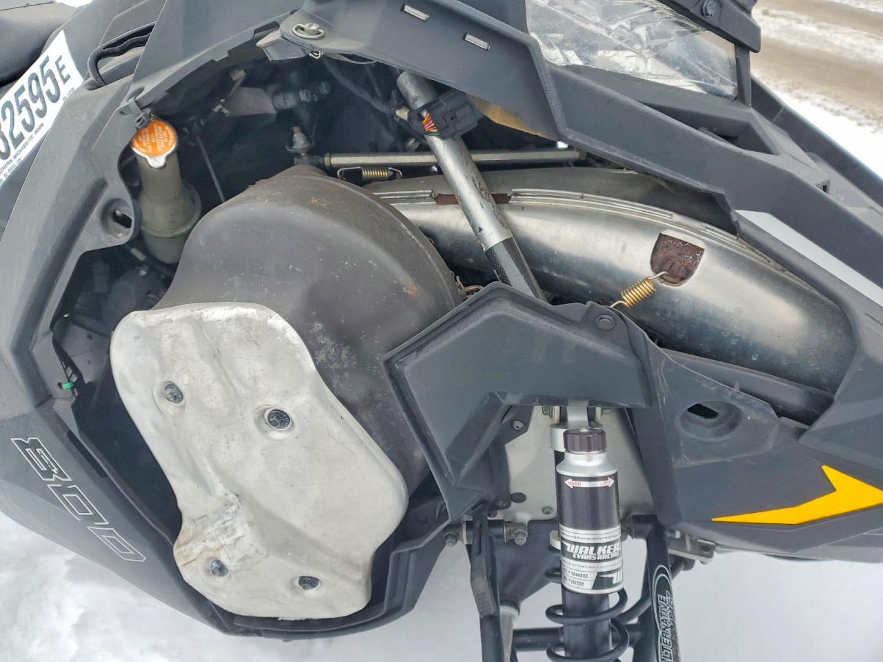 2016 Polaris Unknown-Snowmobile
