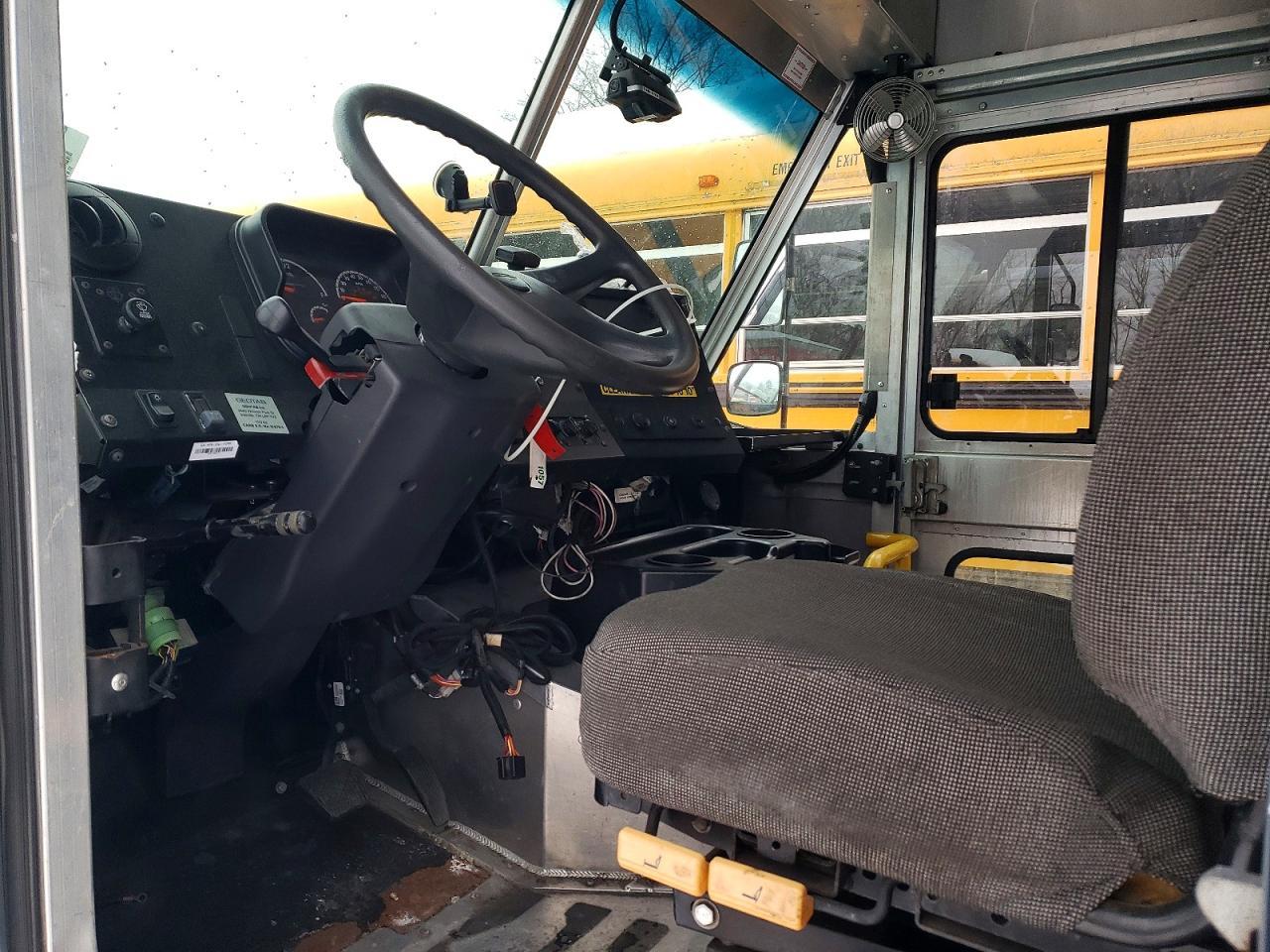 2021 Freightliner Chassis M Line WALK-IN Van