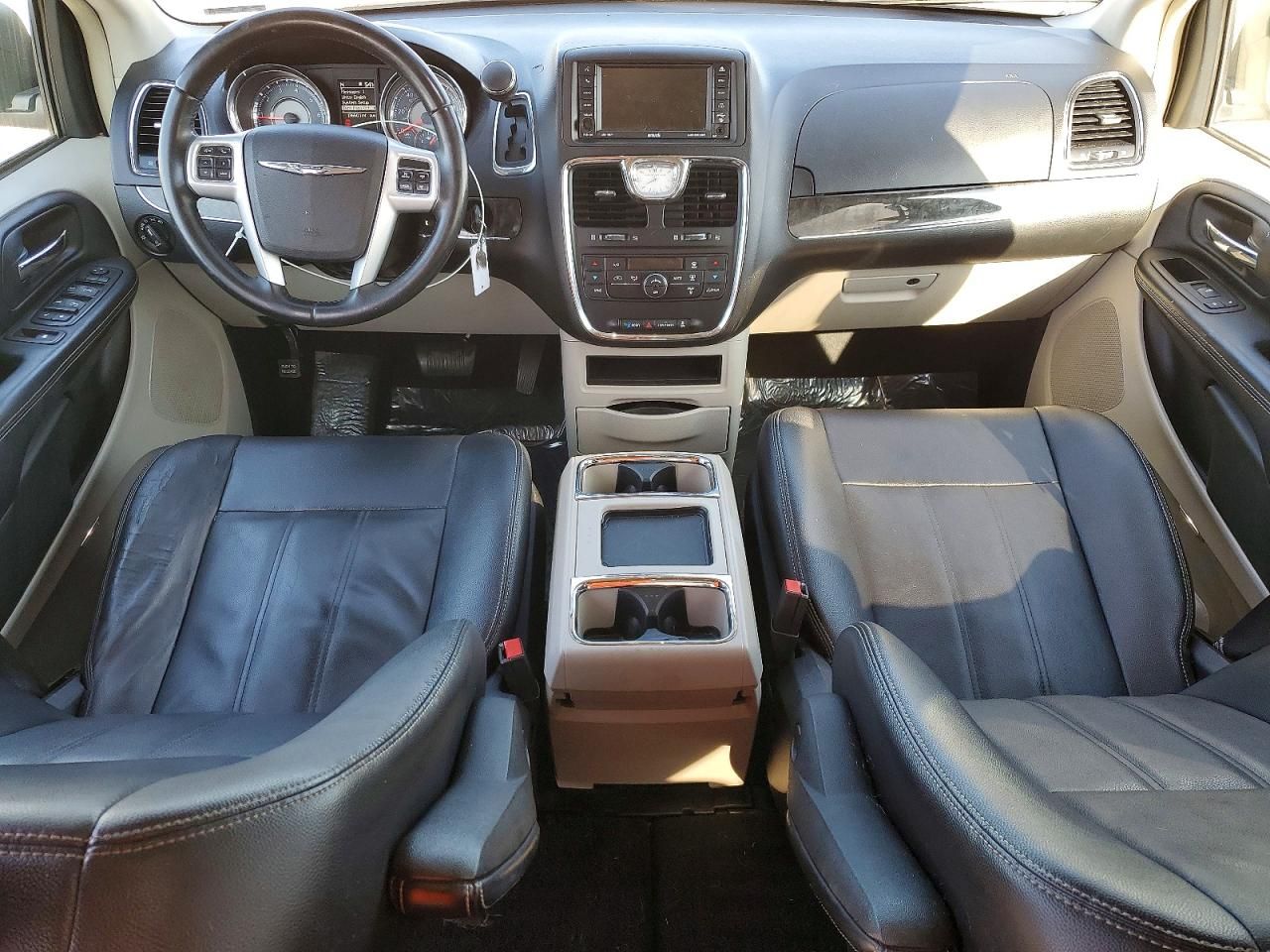 2015 Chrysler Town & Country Touring