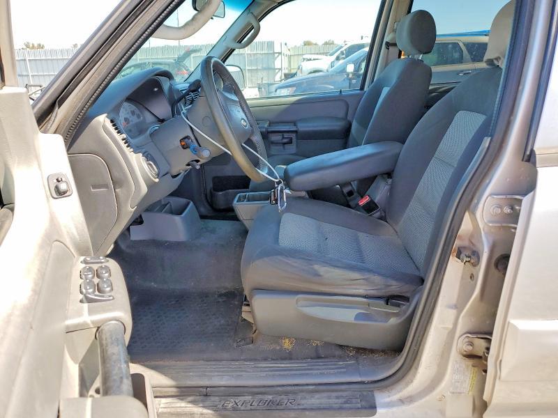 2005 Ford Explorer Sport Trac