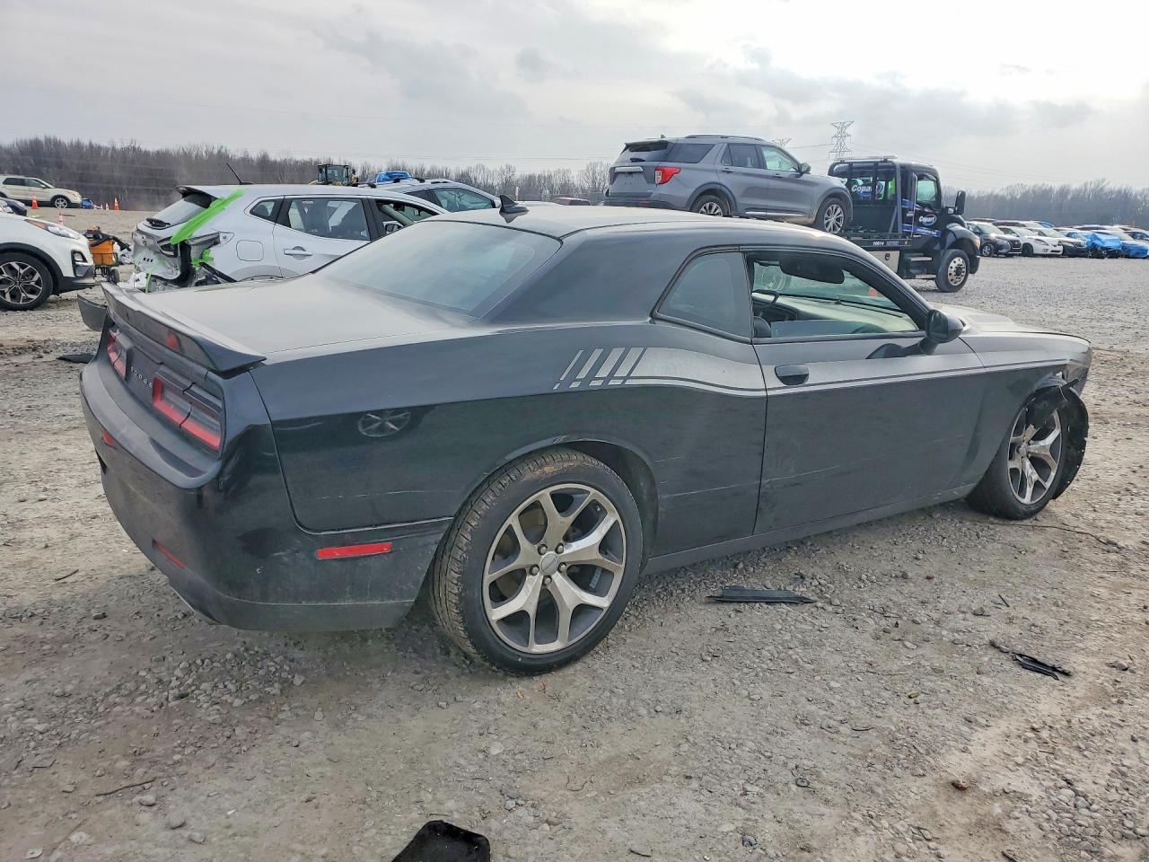2016 Dodge Challenger sxt