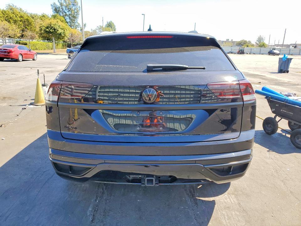 2021 Volkswagen Atlas Cross Sport se