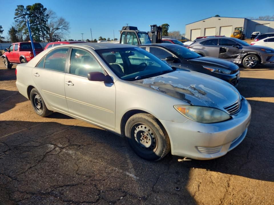 2006 Toyota Camry le