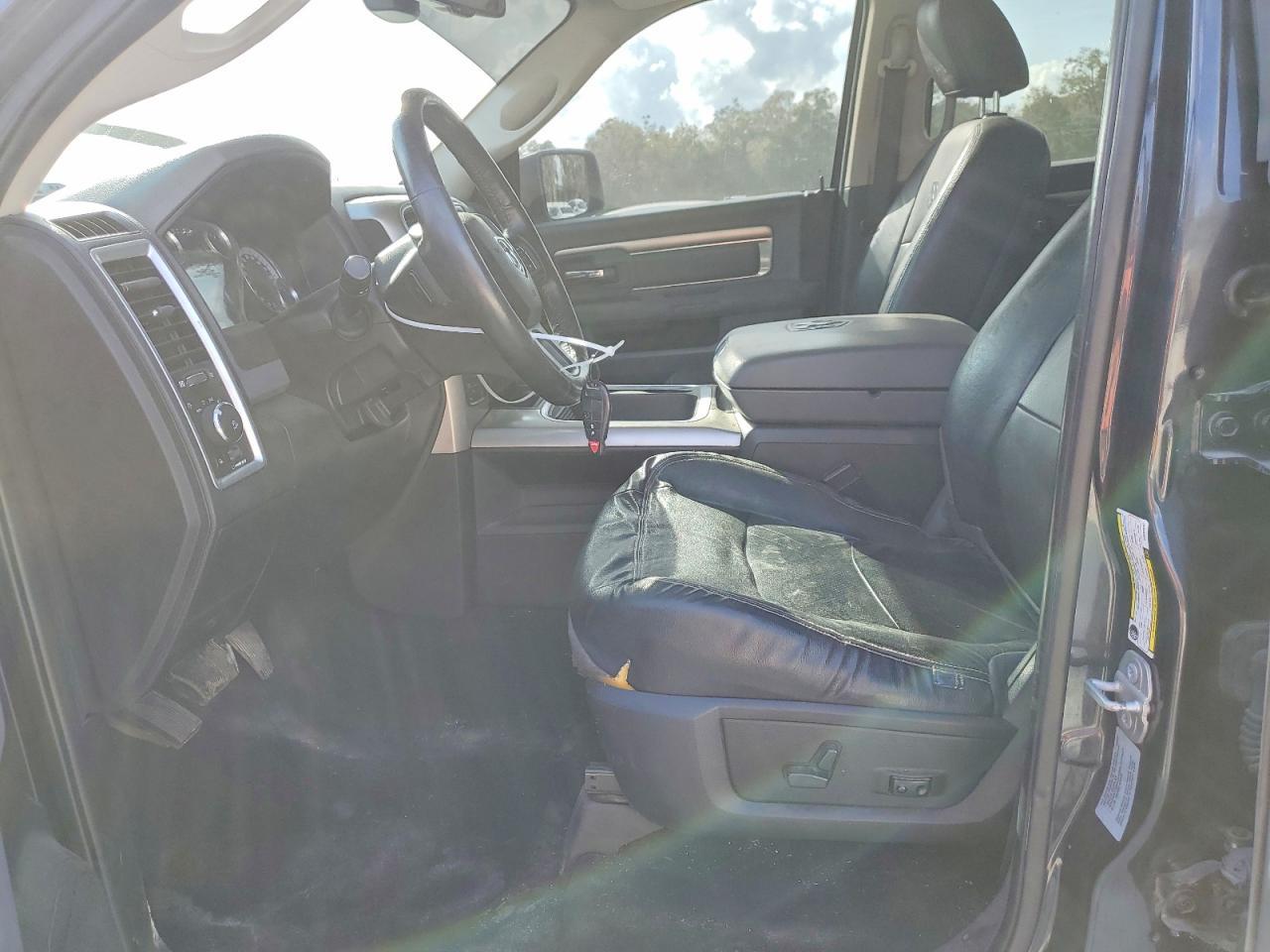 2017 Dodge Ram 1500 slt