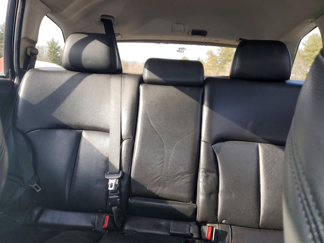 2010 Subaru Outback 2.5i Limited