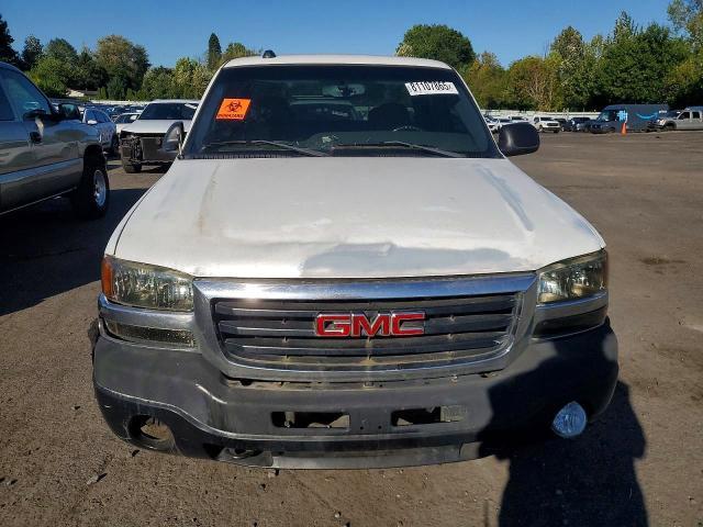 2005 GMC New Sierra C1500