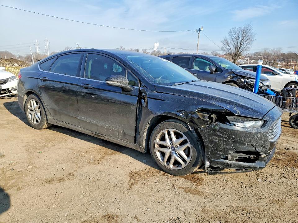 2016 Ford Fusion se