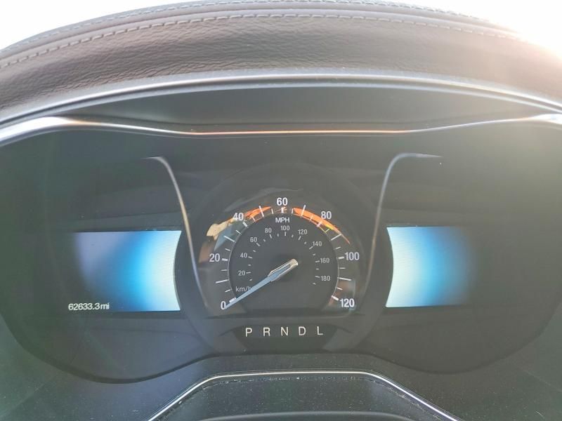 2018 Ford Fusion Titanium/platinum hev