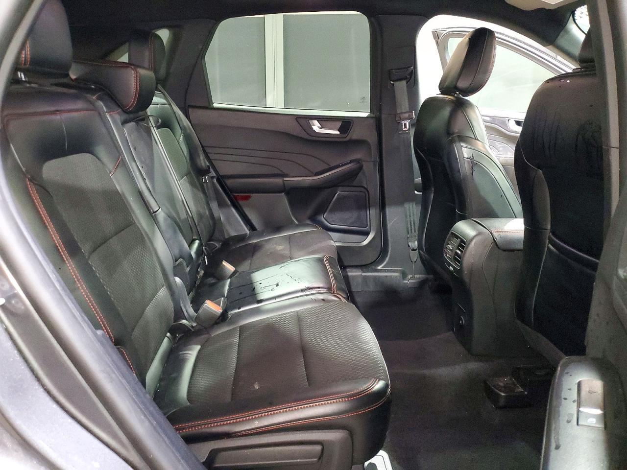 2024 Ford Escape st Line