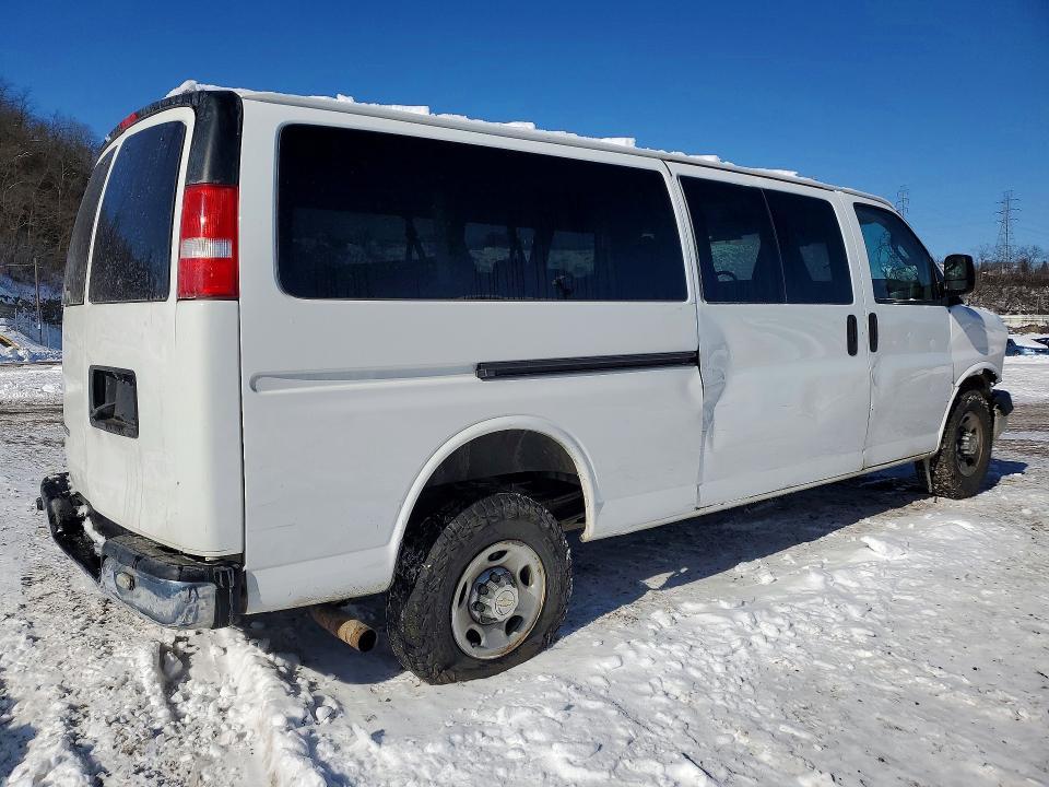 2020 Chevrolet Express G3500 LT