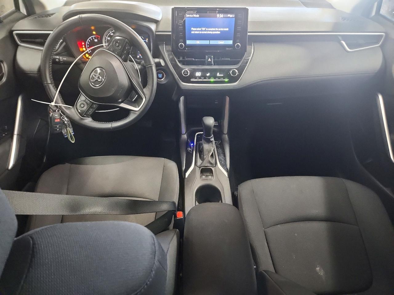 2022 Toyota Corolla Cross le