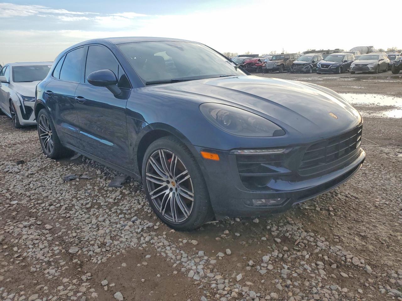 2017 Porsche Macan gts