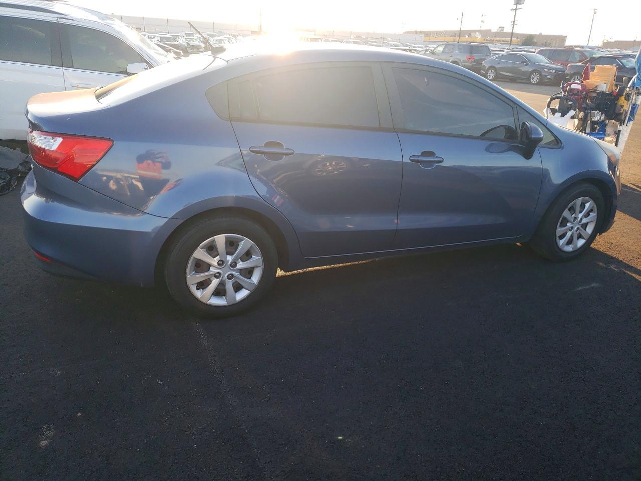 2016 KIA Rio lx