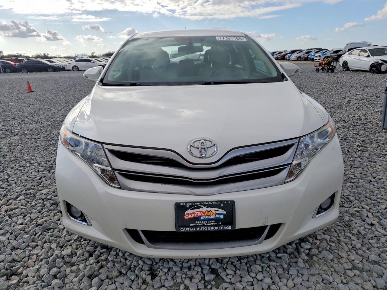 2014 Toyota Venza le
