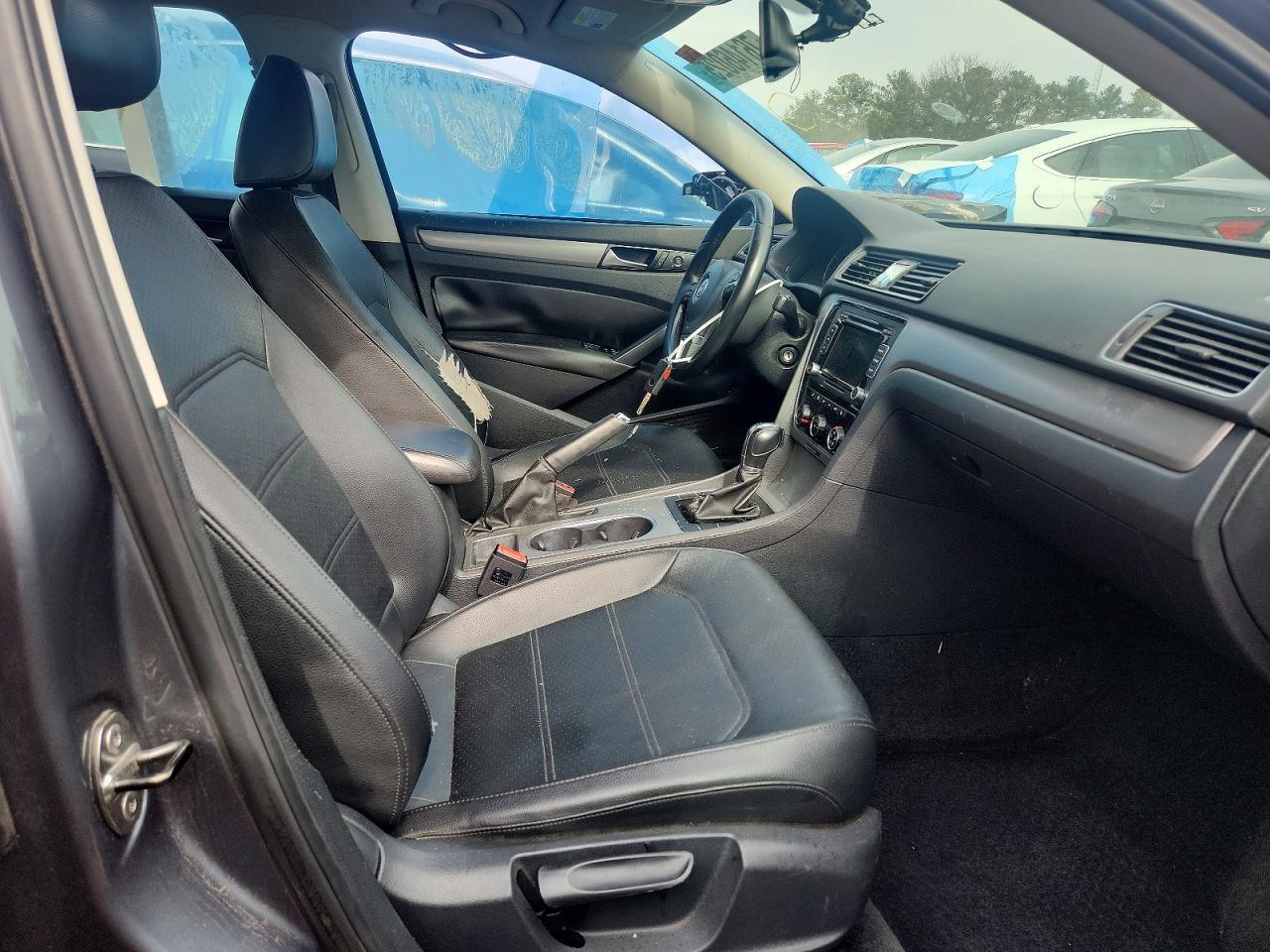 2014 Volkswagen Passat se