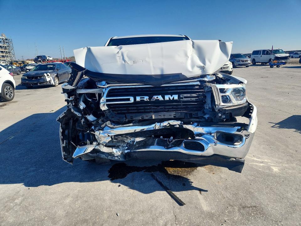 2021 Dodge Ram 1500 big Horn/lone Star