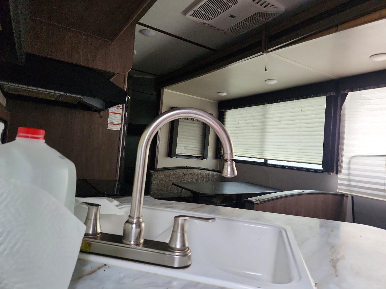 2020 Dutchmen Hideout