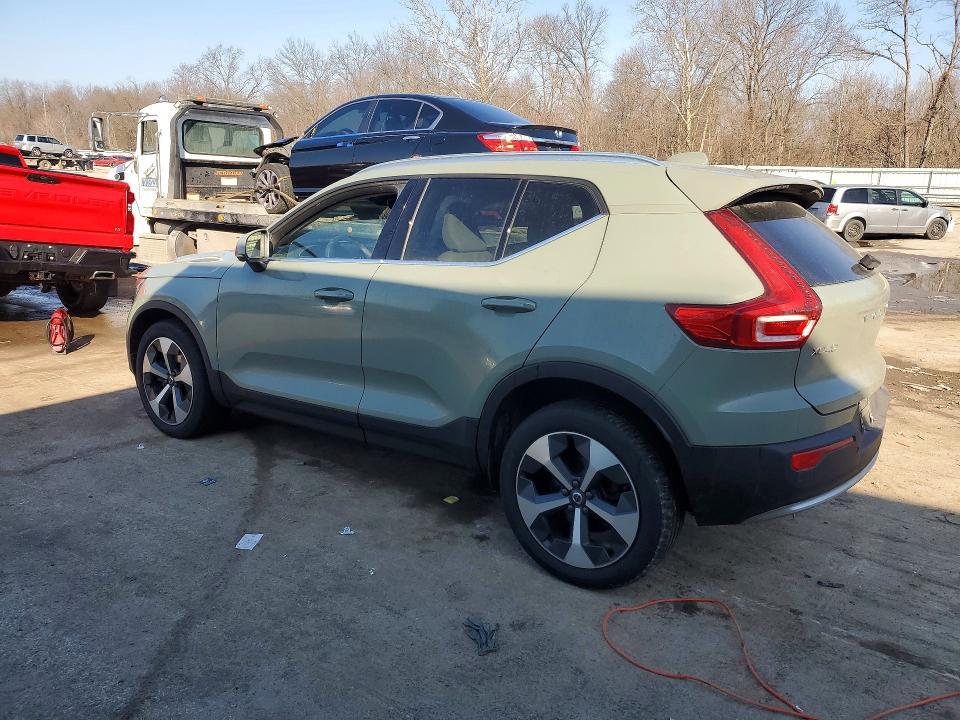 2023 Volvo Xc40 Plus