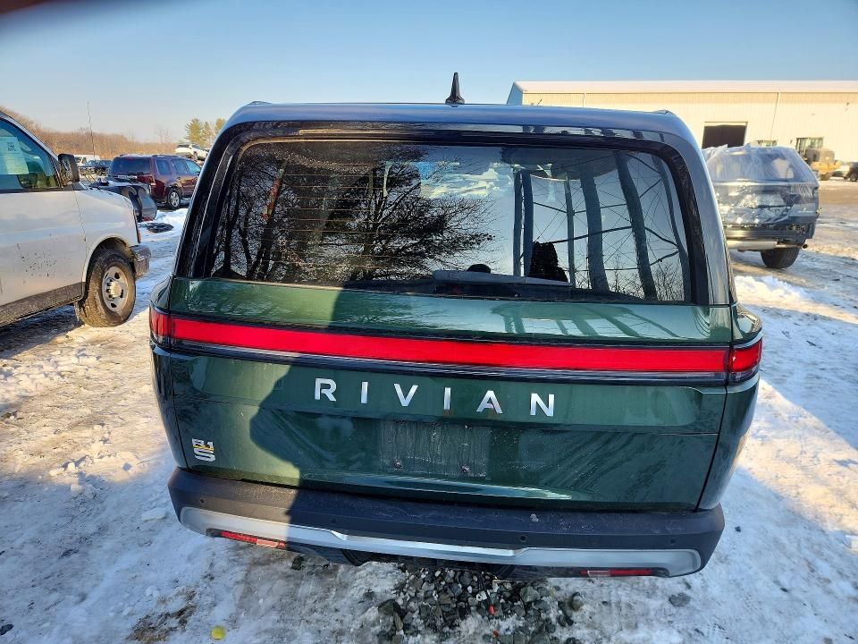 2022 Rivian R1S Launch Edition