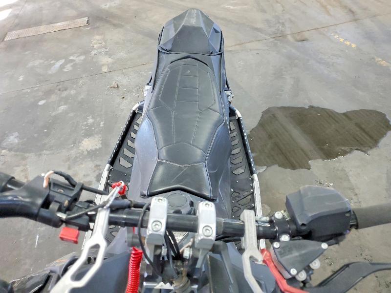 2018 Polaris Switchback
