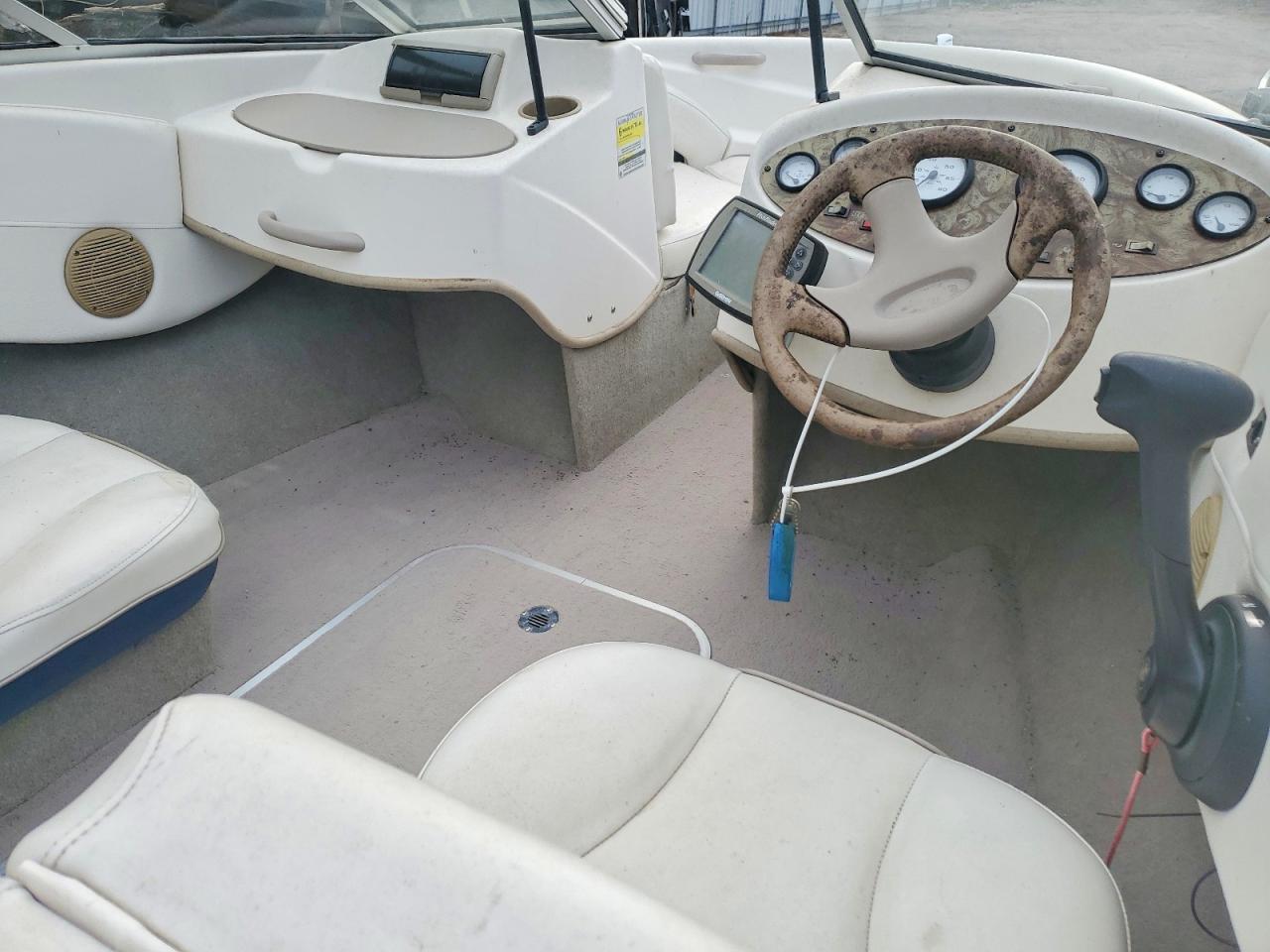 2002 Bayliner Boat