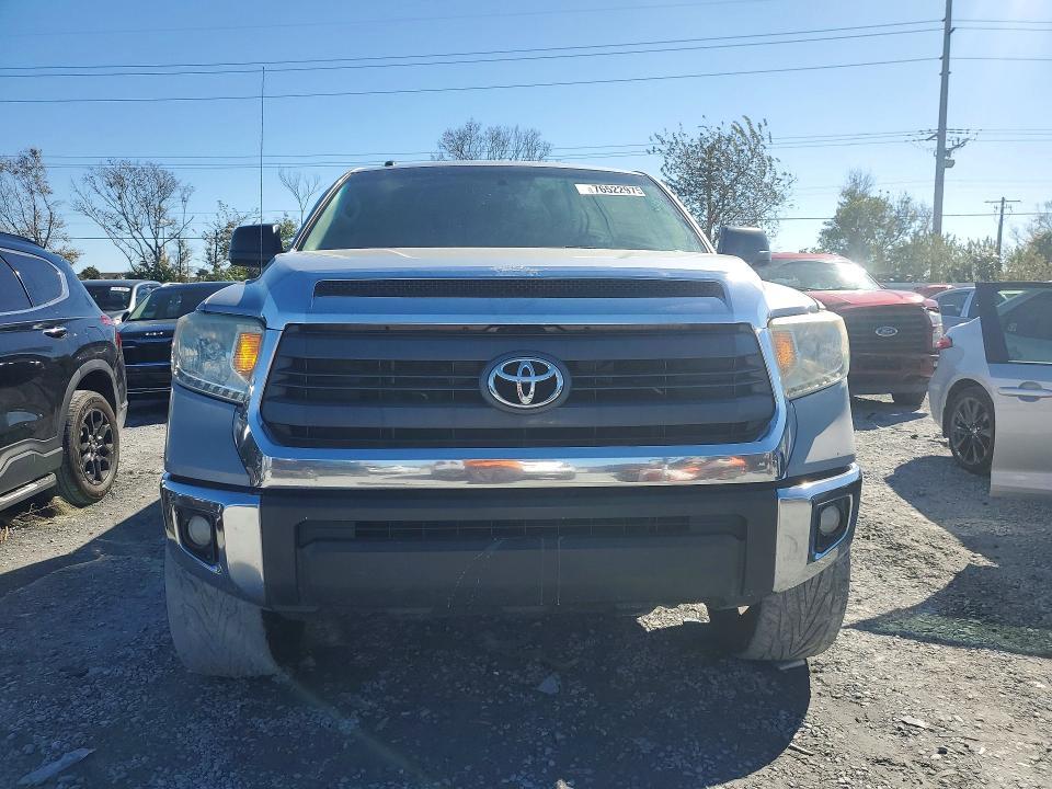 2014 Toyota Tundra Double cab sr