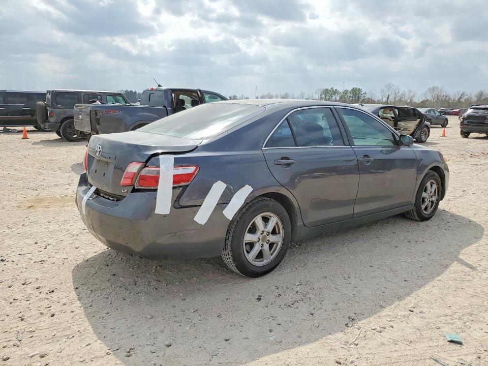 2009 Toyota Camry le