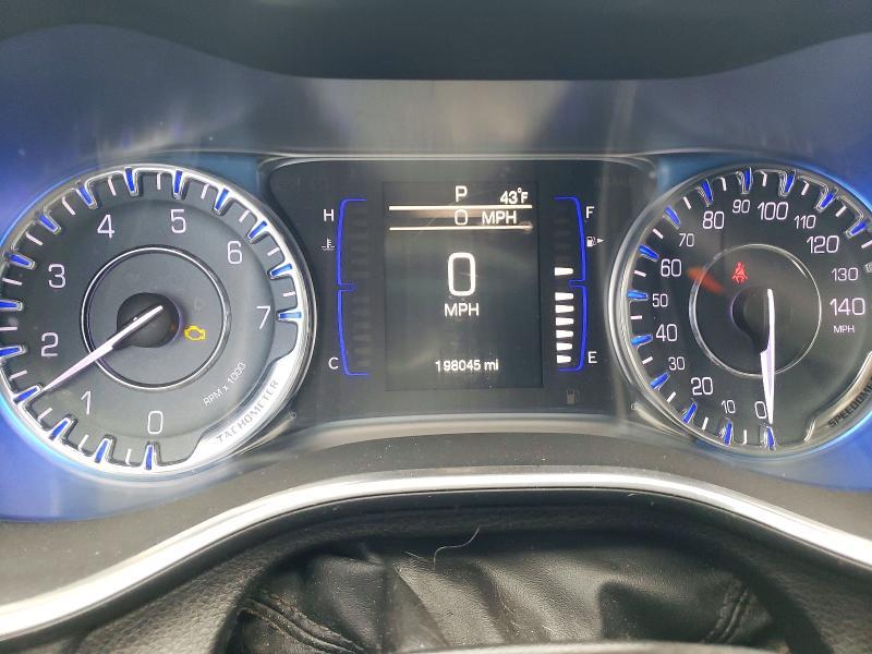 2015 Chrysler 200 Limited